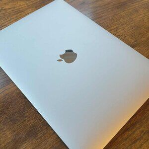 2020 MacBook Air (M1)